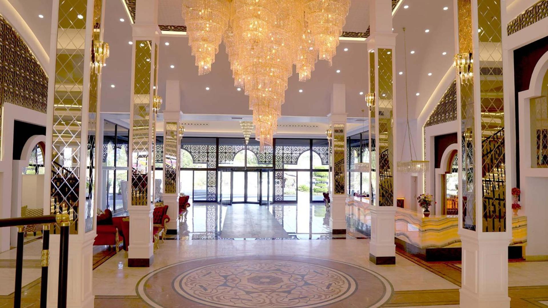 Dream World Palace Colakli Exterior photo