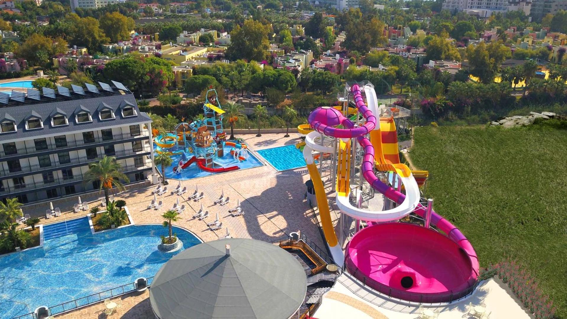 Dream World Palace Colakli Exterior photo